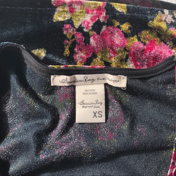 American Rag Velvet Crop Top - Picture 5 of 6